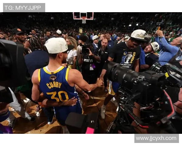 英雄联盟职业联赛克莱交易申请:告别独行侠战队,加盟勇士战队与库里并肩作战 英雄联盟职业联赛克莱交易申请:告别独行侠战队,加盟勇士战队与库里并肩作战